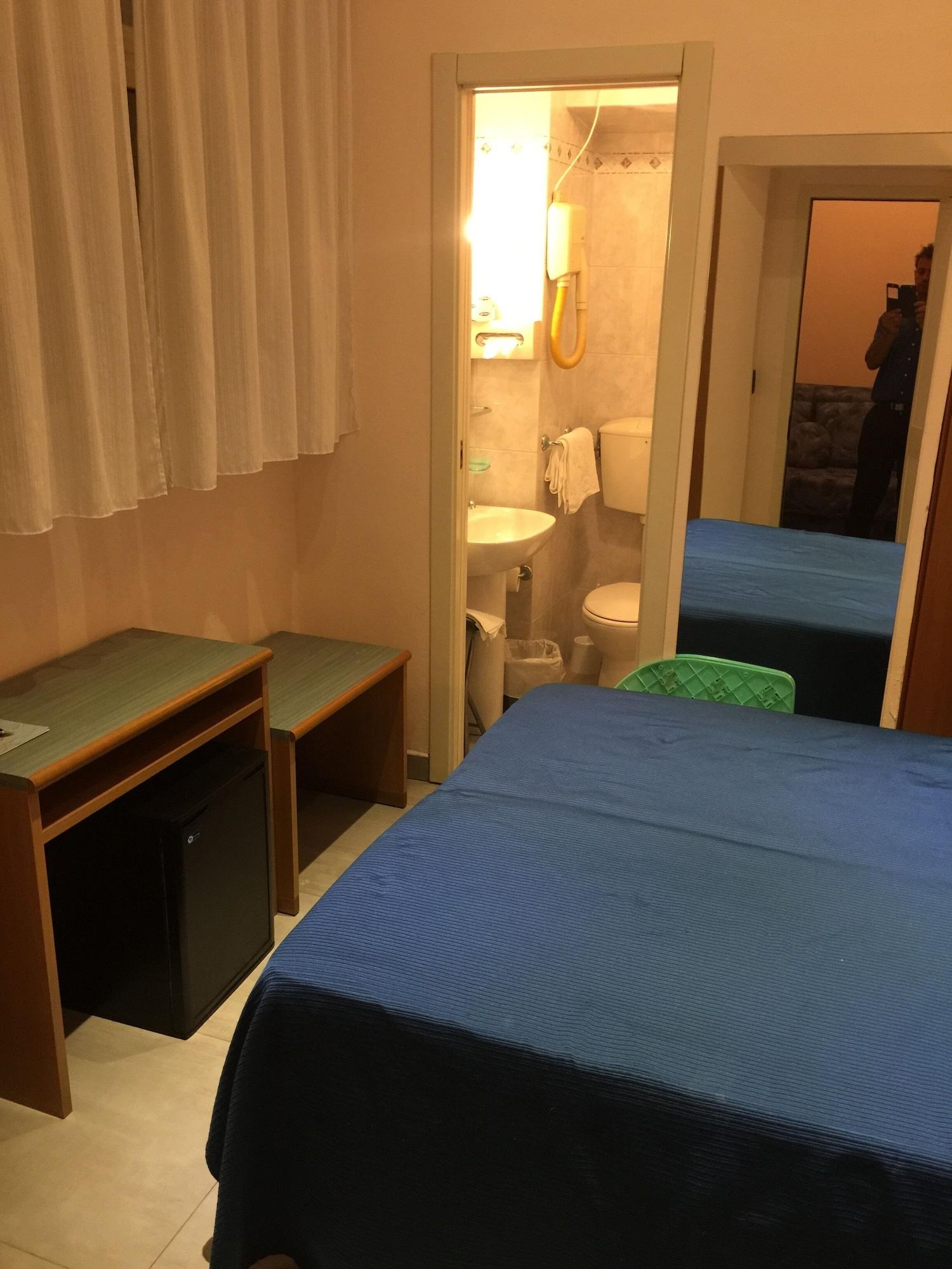 Hotel Roma Marina di Massa Luaran gambar