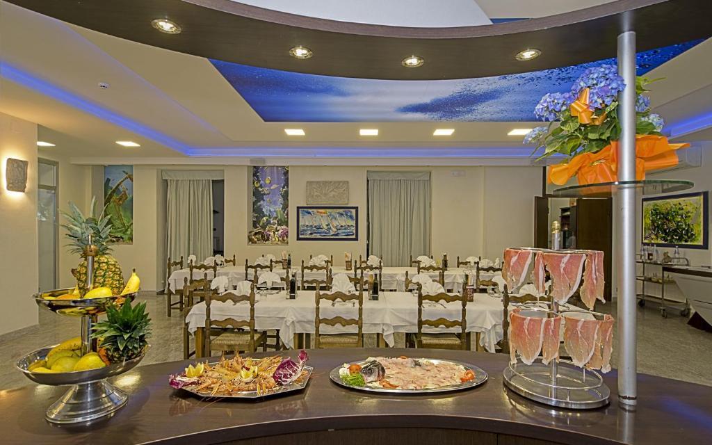 Hotel Roma Marina di Massa Luaran gambar