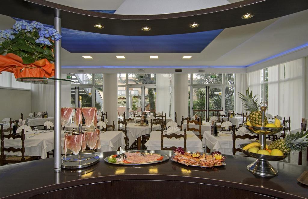 Hotel Roma Marina di Massa Luaran gambar